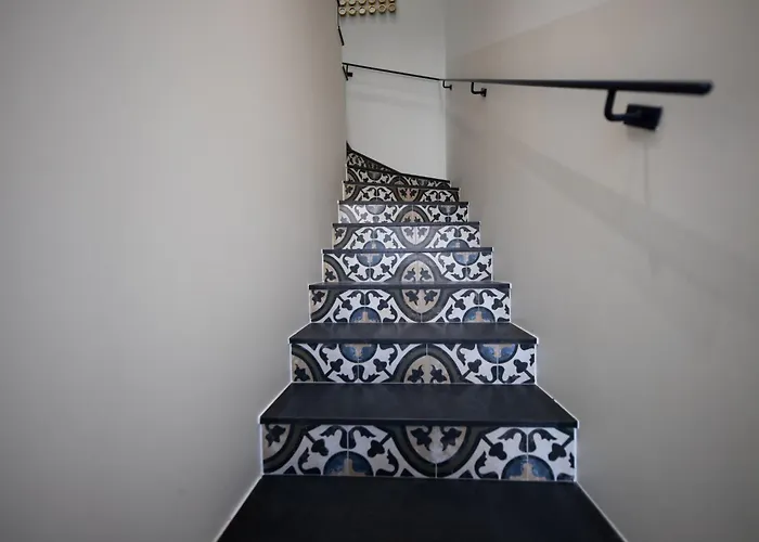 Holiday home Schickes Und Modernes Maisonette Im Stadtzentrum By Interhome