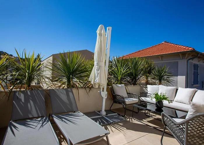 Schickes Und Modernes Maisonette Im Stadtzentrum By Interhome *